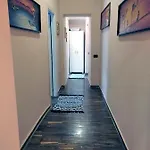 Jamila Apartman *